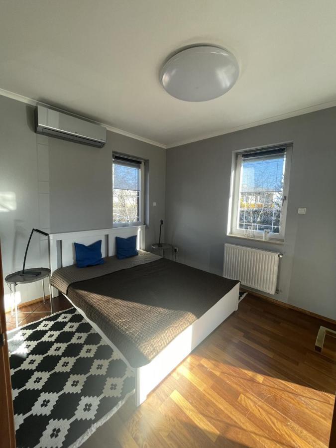 Rosehill Garden Family Villa With A Great Budapest View Eksteriør billede