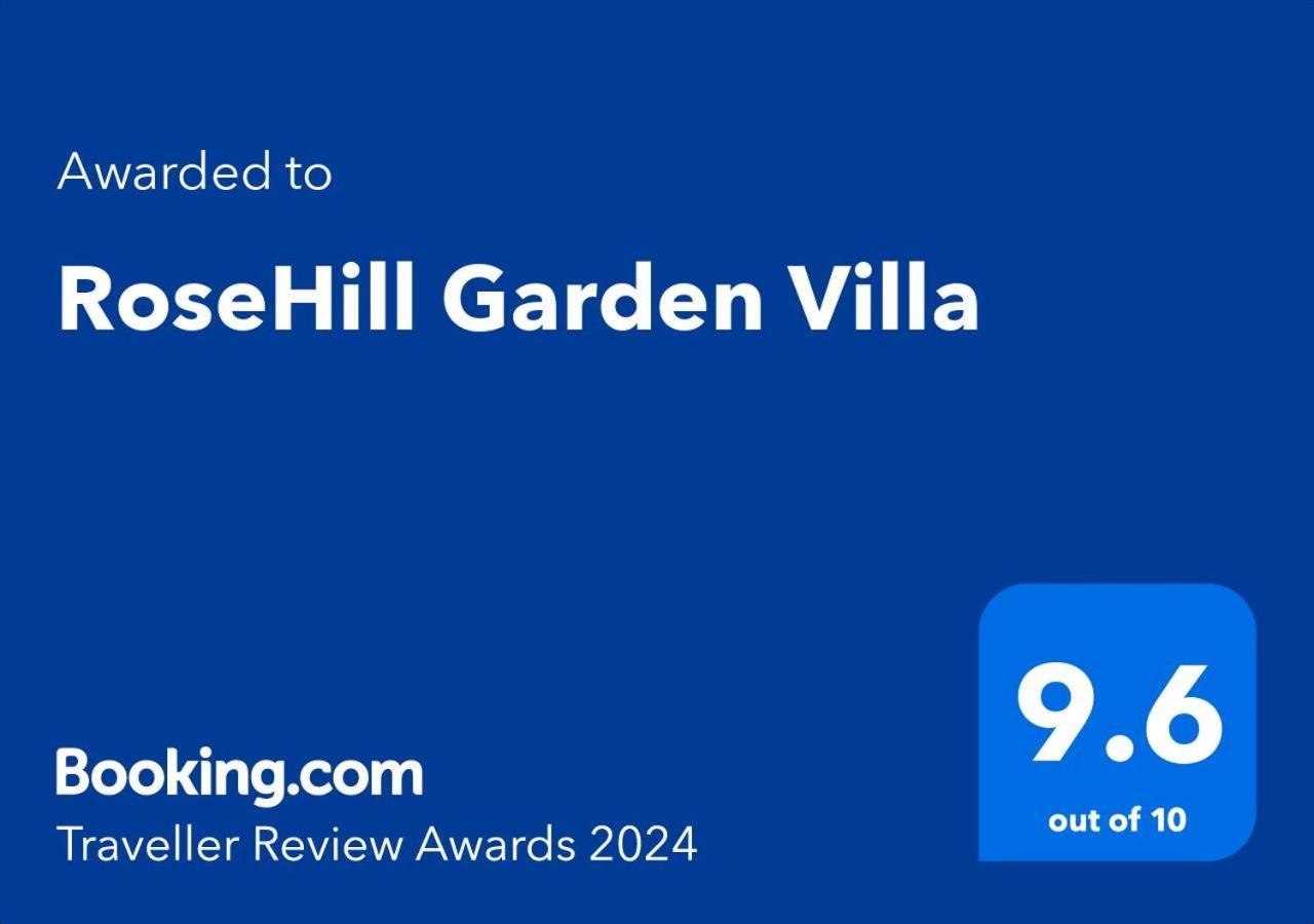Rosehill Garden Family Villa With A Great Budapest View Eksteriør billede